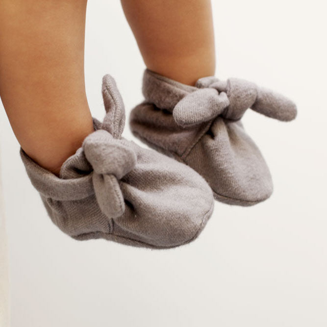 Snow Flannel Knotted Bootie