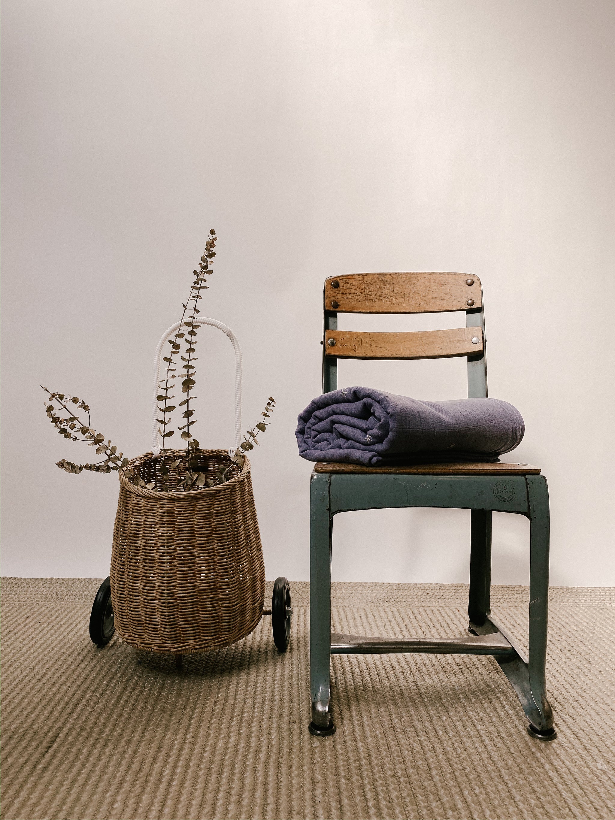 Mille Feuille Throw Blanket - Stonewash Blue